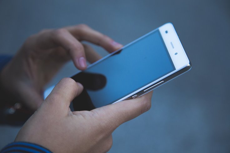 FOMO smartphone addiction